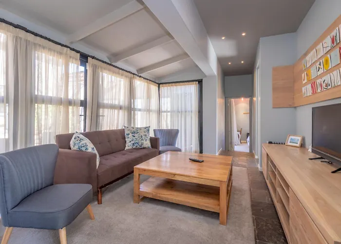 109 Upwood